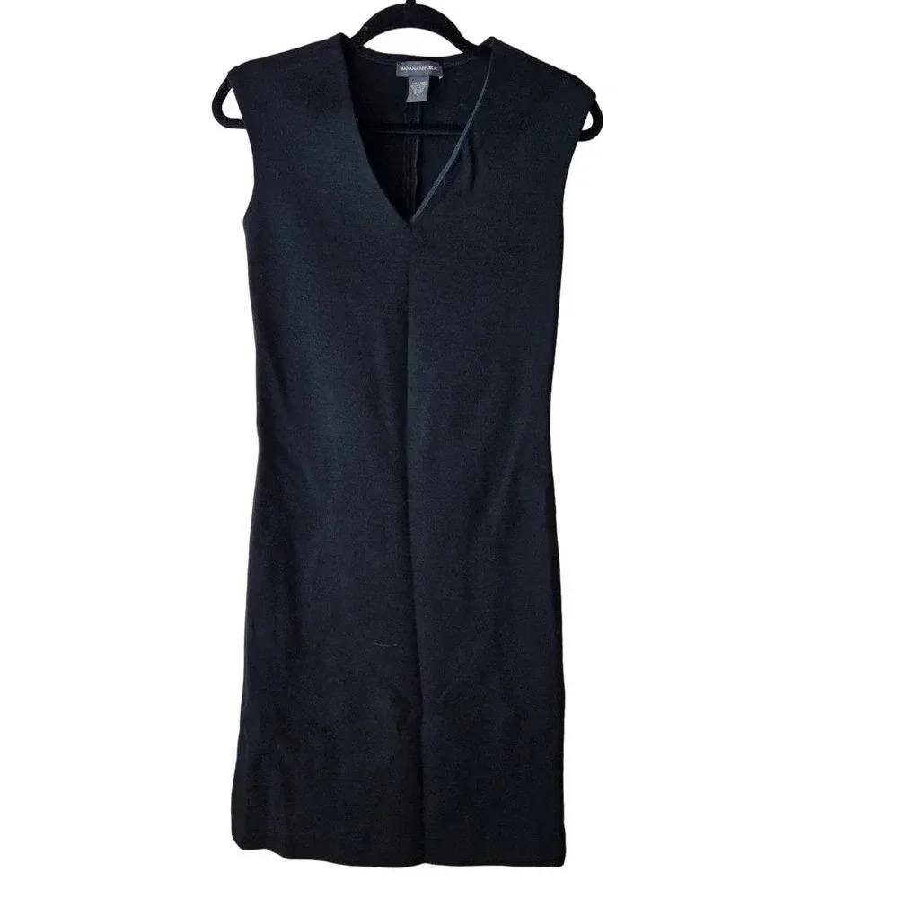 Banana Republic V Neck Sleeveless Wool Acrylic Women's Dress 4 Black